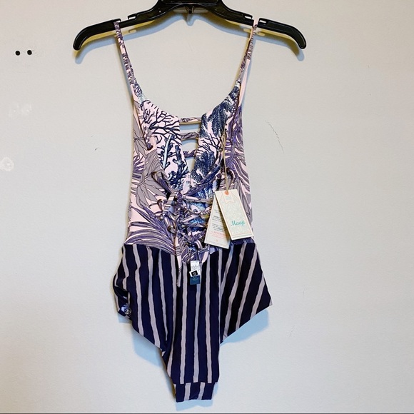 Maaji Bossa Nova Boss Reversible One-Piece - Picture 5 of 7